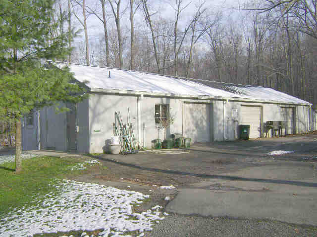 Building photograph for 33 BROOKSIDE TRL